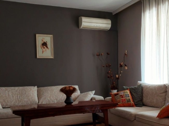 Дава се под наем Тристаен апартамент в Пловдив, Каменица 2 - 100 кв.м за 169.83 € - Снимка #1