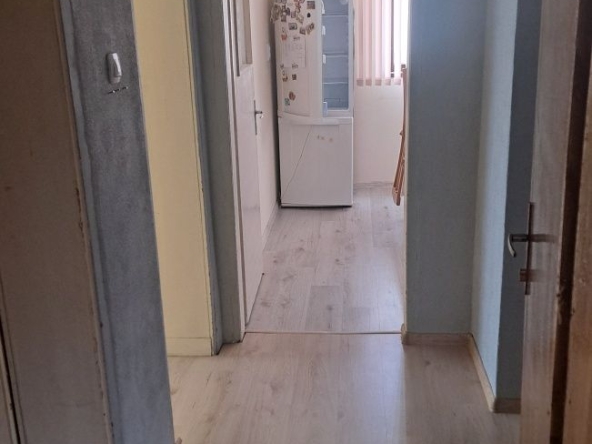 Тристаен апартамент в Карлово - 65 кв.м за 510 €/кв.м - Снимка #1