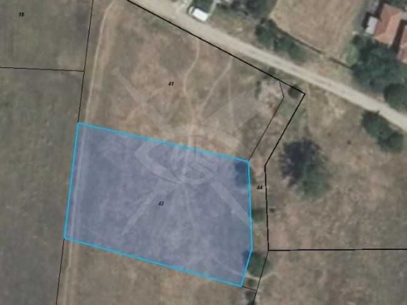 Парцел в с. Караджово, Област Пловдив - 1236 кв.м за 12 €/кв.м - Снимка #1