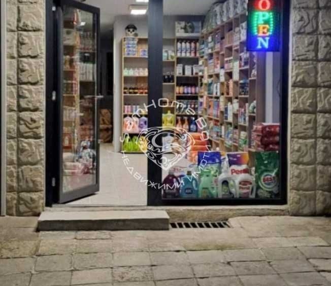 Дава се под наем Магазин в Варна, Център - 38 кв.м за 357 € - Снимка #1