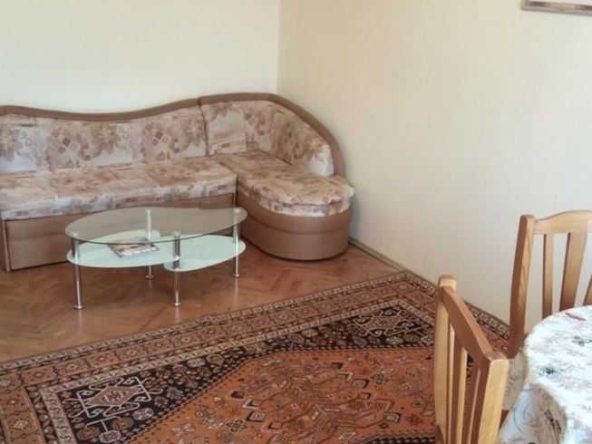 Дава се под наем Двустаен апартамент в София, Младост 1А - 42 кв.м за 298.86 € - Снимка #1