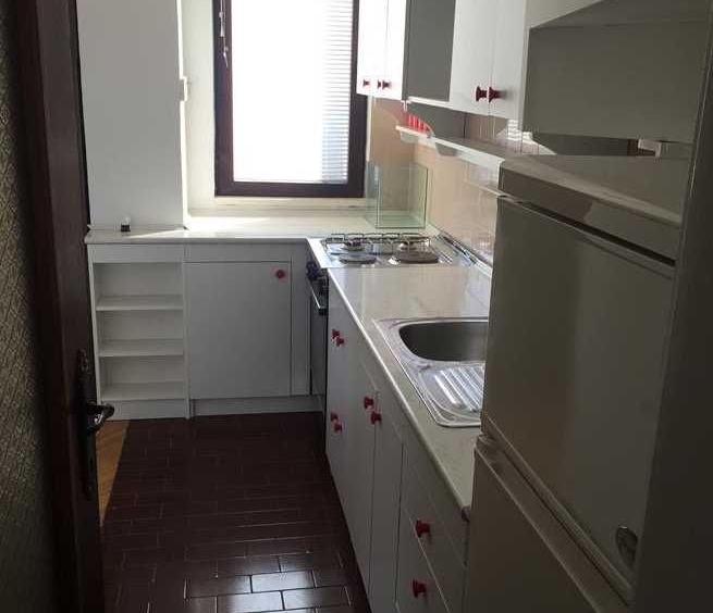 Дава се под наем Едностаен апартамент в Бургас, Ветрен - 30 кв.м за 153 € - Снимка #1
