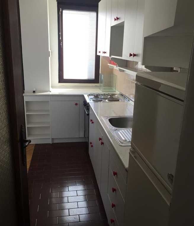 Дава се под наем Едностаен апартамент в Бургас, Ветрен - 30 кв.м за 153 € - Снимка #1