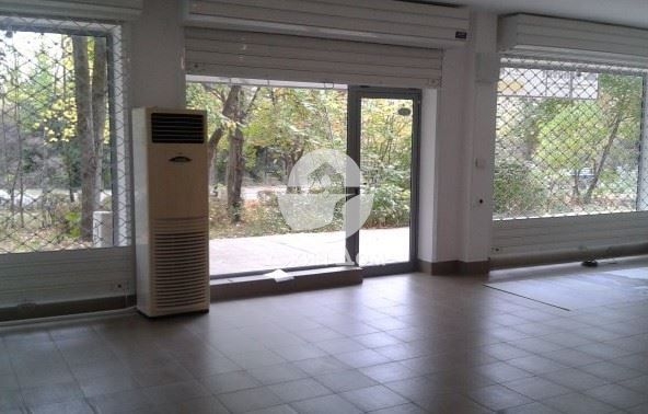 Магазин в Бургас, Лазур - 134 кв.м за 1642 €/кв.м - Снимка #1