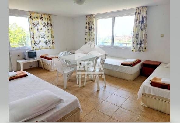 Хотел в Бяла - 400 кв.м за 850 €/кв.м - Снимка #1