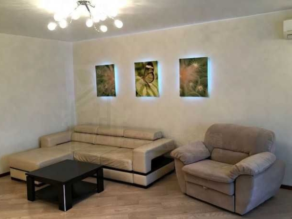 Дава се под наем Двустаен апартамент в Пловдив, Западен - 65 кв.м за 249.9 € - Снимка #1