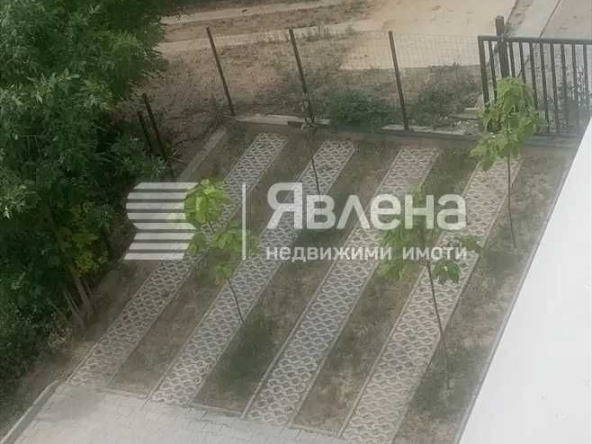 Дава се под наем Гараж / Паркомясто в София, Център - 18 кв.м за 149.43 € - Снимка #1