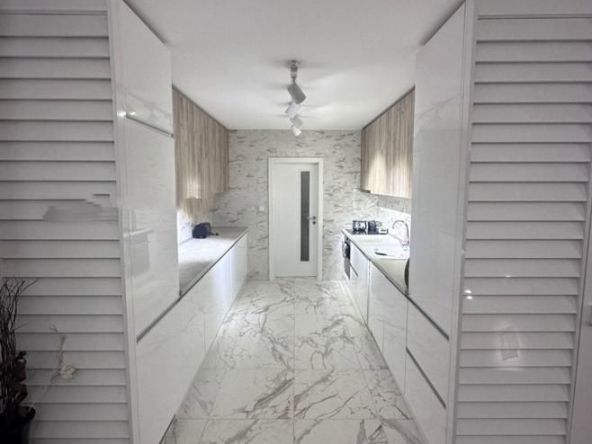 Дава се под наем Тристаен апартамент в София, Бояна - 120 кв.м за 996.03 € - Снимка #1