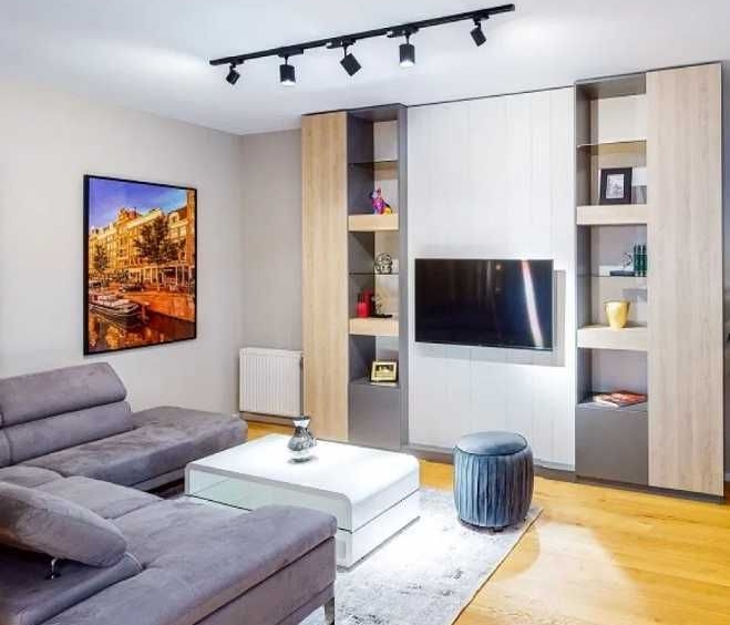 Дава се под наем Едностаен апартамент в Пловдив, Тракия - 45 кв.м за 158.1 € - Снимка #1