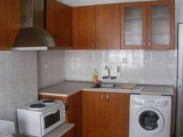 Дава се под наем Тристаен апартамент в Варна, Спортна зала - 68 кв.м за 408 € - Снимка #1