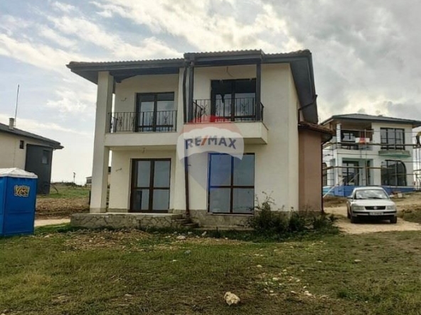 Къща в с. Кичево, Област Варна - 139 кв.м за 1425 €/кв.м - Снимка #1