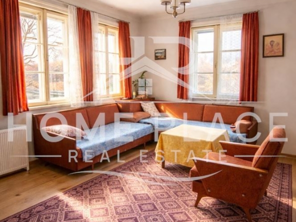 Тристаен апартамент в Варна, Център - 106 кв.м за 1203 €/кв.м - Снимка #1
