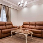 Дава се под наем Двустаен апартамент в Пловдив, Център - 65 кв.м за 224.4 € - Снимка #1