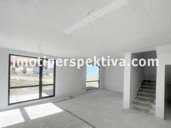 Къща в с. Брестник, Област Пловдив - 240 кв.м за 1107 €/кв.м - Снимка #1