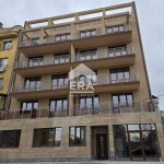 Тристаен апартамент в Русе, Дружба 3 - 140 кв.м за 1155 €/кв.м - Снимка #1