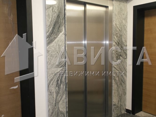 Двустаен апартамент в София, Център - 70 кв.м за 2600 €/кв.м - Снимка #1