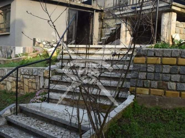 Къща в с. Владо Тричков, Област София-област - 300 кв.м за 510 €/кв.м - Снимка #1