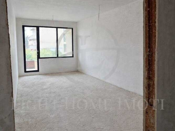 Четиристаен апартамент в Пловдив, Център - 188 кв.м за 1176 €/кв.м - Снимка #1