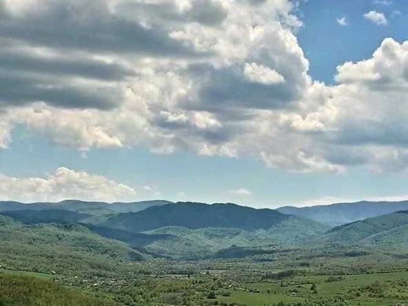 Парцел в Велико Търново, Акация - 1100 кв.м за 8 €/кв.м - Снимка #1