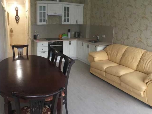 Дава се под наем Двустаен апартамент в Пловдив, Тракия - 62 кв.м за 290.7 € - Снимка #1