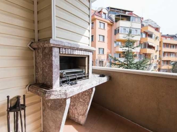 Дава се под наем Тристаен апартамент в Пловдив, Мараша - 86 кв.м за 346.8 € - Снимка #1