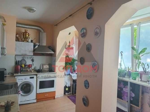 Четиристаен апартамент в Варна, Център - 98 кв.м за 1689 €/кв.м - Снимка #1