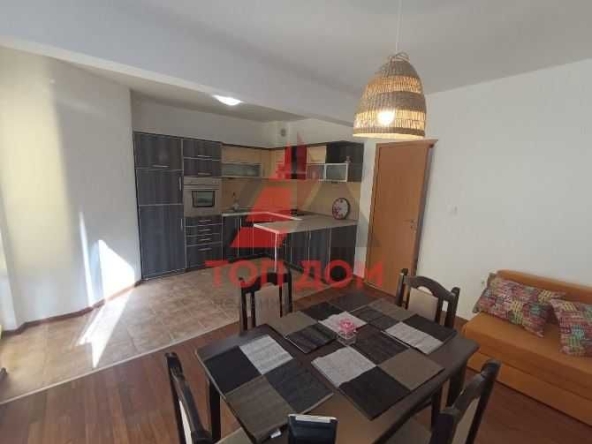 Дава се под наем Тристаен апартамент в Варна, Колхозен пазар - 90 кв.м за 525 € - Снимка #1