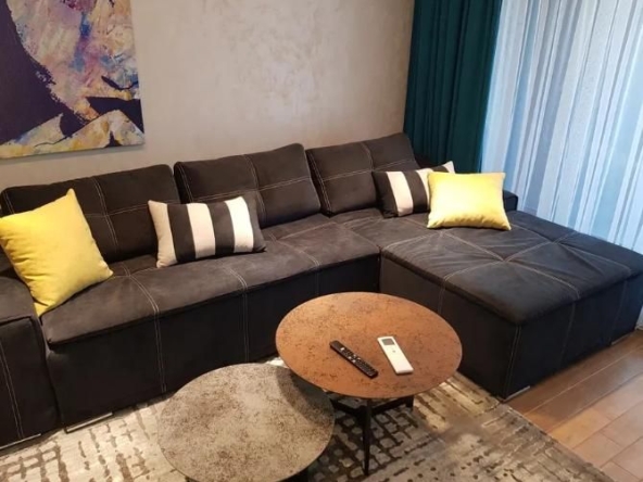 Дава се под наем Двустаен апартамент в Пловдив, Кършияка - 77 кв.м за 600 € - Снимка #1