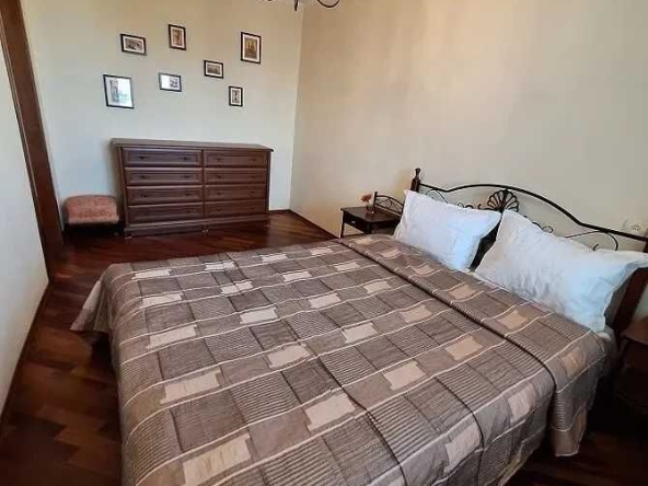 Дава се под наем Двустаен апартамент в София, Зона Б-18 - 64 кв.м за 458.49 € - Снимка #1