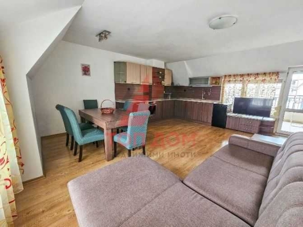 Дава се под наем Тристаен апартамент в Варна, Лятно кино Тракия - 93 кв.м за 714 € - Снимка #1