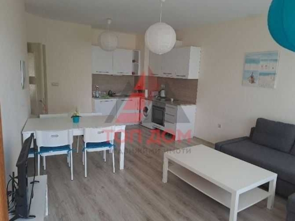 Дава се под наем Двустаен апартамент в Варна, Аспарухово - 77 кв.м за 600 € - Снимка #1