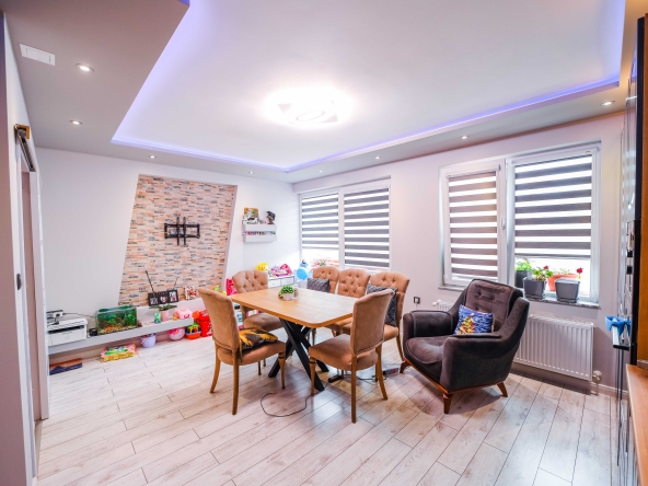 Тристаен апартамент в Разград, Възраждане - 77 кв.м за 1722 €/кв.м - Снимка #1