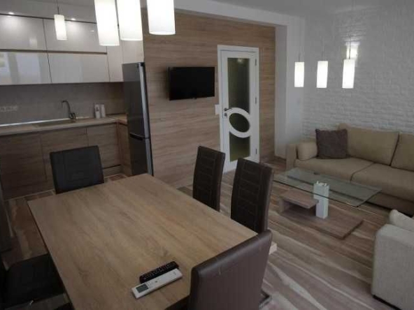 Дава се под наем Двустаен апартамент в София, Надежда 1 - 72 кв.м за 400 € - Снимка #1