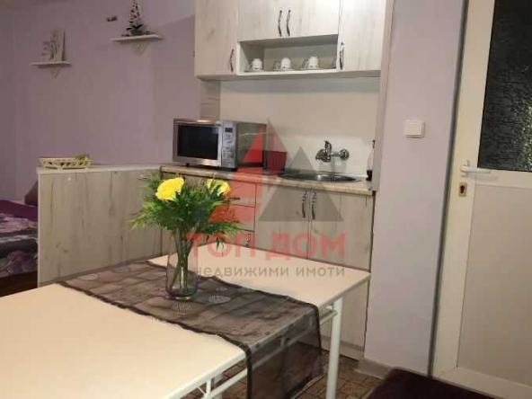 Дава се под наем Едностаен апартамент в Варна, Спортна зала - 25 кв.м за 306 € - Снимка #1