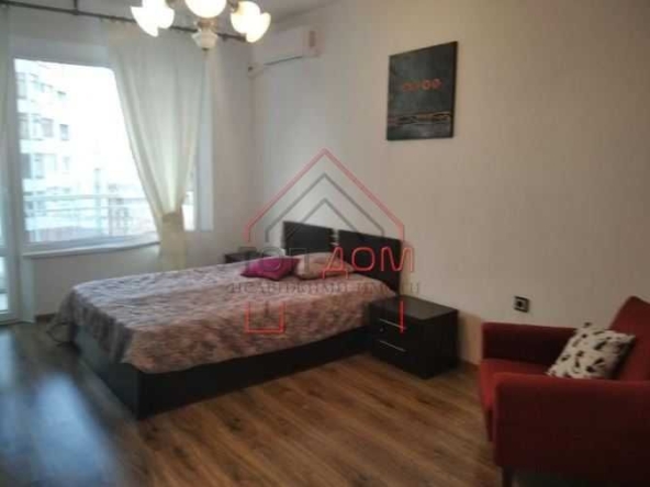 Дава се под наем Тристаен апартамент в Варна, Окръжна болница - 72 кв.м за 459 € - Снимка #1