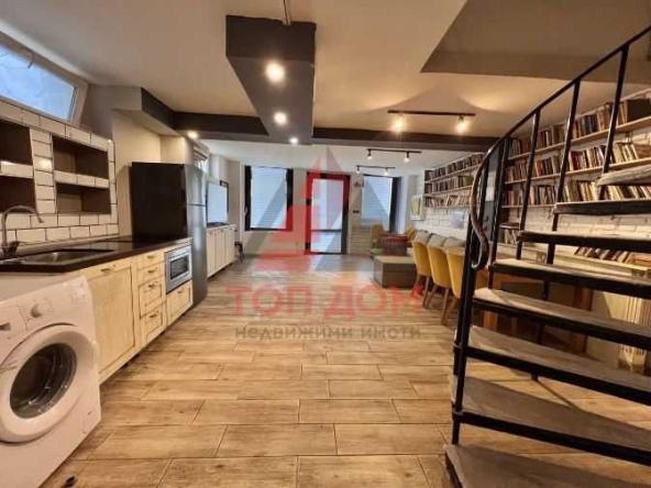 Дава се под наем Многостаен апартамент в Варна, Център - 200 кв.м за 1020 € - Снимка #1