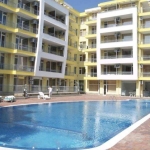 Дава се под наем Двустаен апартамент в Несебър - 58 кв.м за 331.5 € - Снимка #1