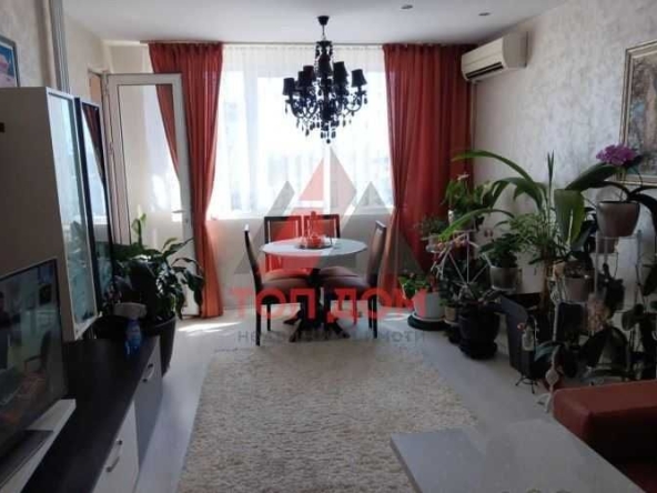 Дава се под наем Тристаен апартамент в Варна, Възраждане 1 - 70 кв.м за 650 € - Снимка #1