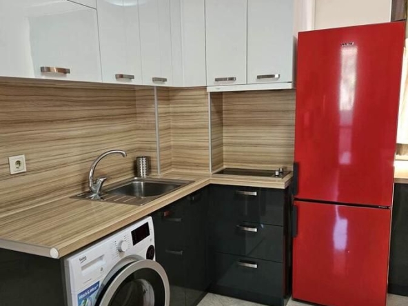 Дава се под наем Двустаен апартамент в Пловдив, Център - 62 кв.м за 580 € - Снимка #1