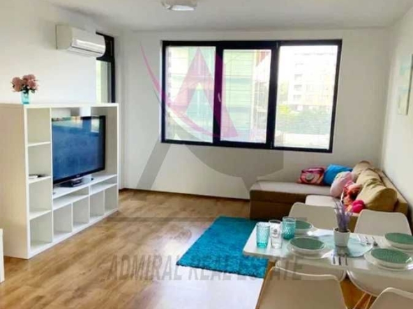 Дава се под наем Двустаен апартамент в к.к. Св.Св. Константин и Елена - 60 кв.м за 550 € - Снимка #1