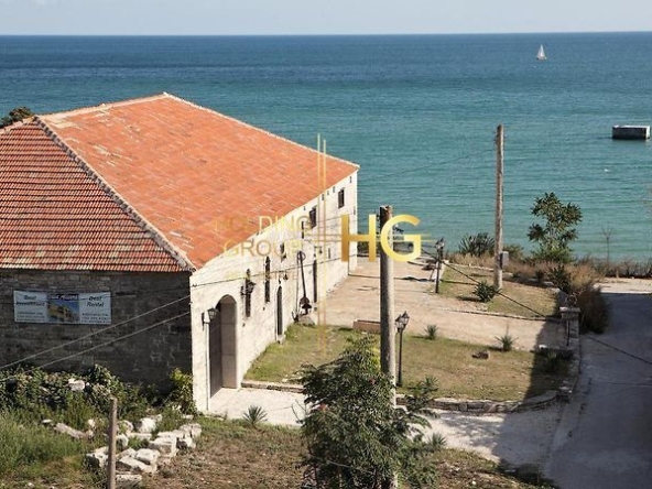 Къща в Каварна - 570 кв.м за 2104 €/кв.м - Снимка #1