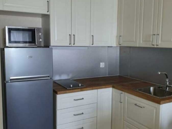 Дава се под наем Двустаен апартамент в Бургас, Зорница - 77 кв.м за 280.5 € - Снимка #1