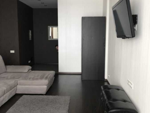 Дава се под наем Двустаен апартамент в София, Зона Б-18 - 70 кв.м за 698.19 € - Снимка #1