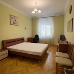 Дава се под наем Тристаен апартамент в София, Красно село - 81 кв.м за 450 € - Снимка #1