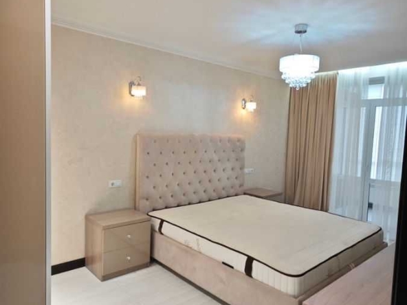 Дава се под наем Двустаен апартамент в София, Борово - 81 кв.м за 400 € - Снимка #1