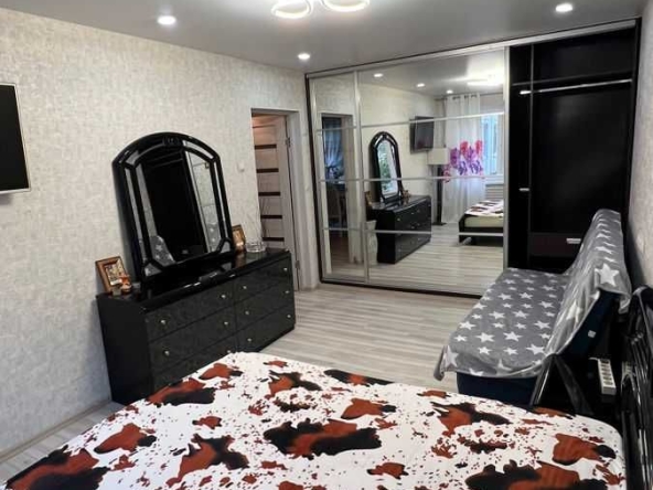 Дава се под наем Двустаен апартамент в София, Бъкстон - 48 кв.м за 400 € - Снимка #1