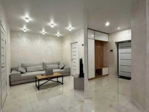 Дава се под наем Тристаен апартамент в София, Хаджи Димитър - 90 кв.м за 765 € - Снимка #1