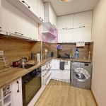 Дава се под наем Тристаен апартамент в Варна, Колхозен пазар - 80 кв.м за 600 € - Снимка #1