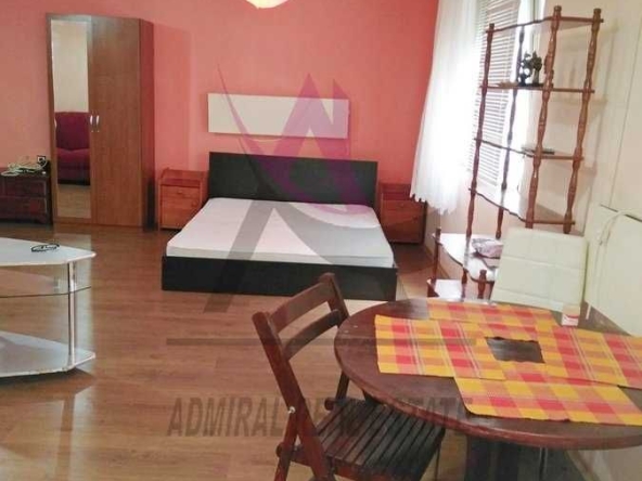 Дава се под наем Едностаен апартамент в Варна, Завод Дружба - 40 кв.м за 350 € - Снимка #1