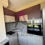 Дава се под наем Тристаен апартамент в Варна, ХЕИ - 75 кв.м за 700 € - Снимка #1